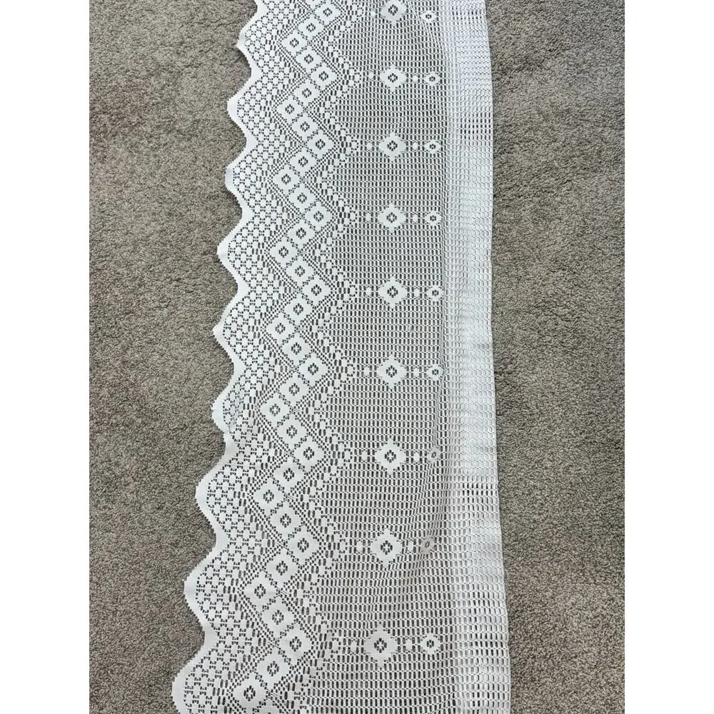 Unbranded vintage valance